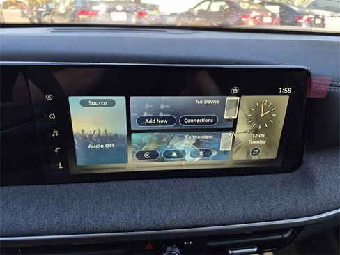 New 2025 Nissan Kicks SV w/ SV Premium Package image 15