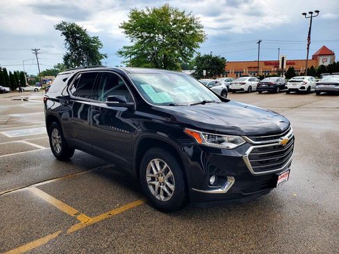 Used 2021 Chevrolet Traverse LT AWD/4WD image 3
