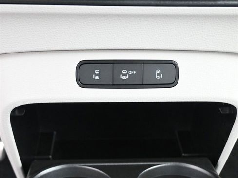 New 2025 Volkswagen ID. Buzz 1st Edition image 3