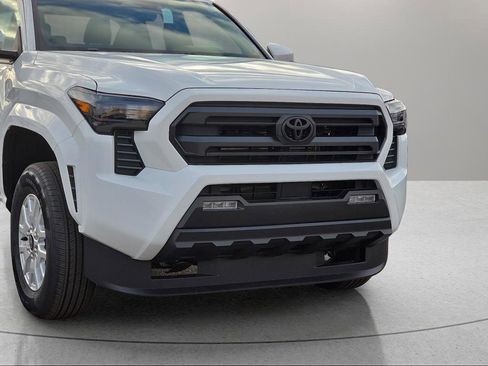 New 2026 Toyota Tacoma SR5 image 9