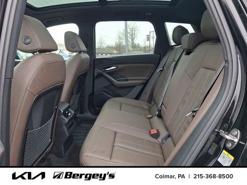 Used 2025 Audi Q6 e-tron Premium w/ Convenience Package image 12