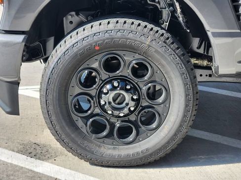New 2026 Ford F250 Lariat w/ Black Appearance Package AWD/4WD image 7
