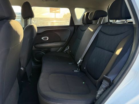 Used 2019 Kia Soul FWD image 32