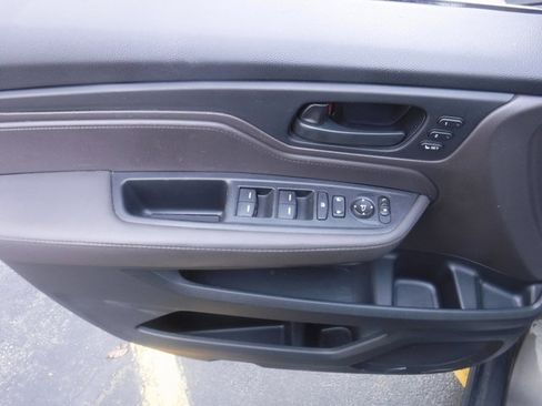 Used 2019 Honda Odyssey EX-L image 13