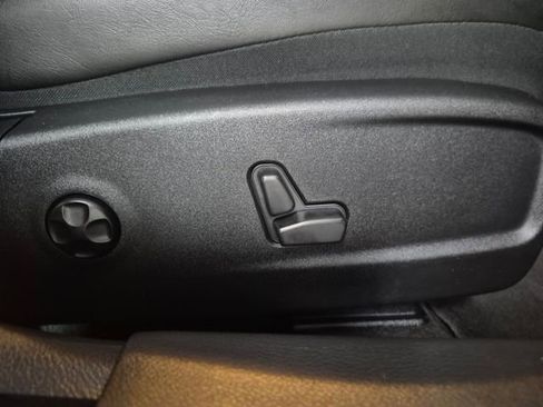 Used 2021 Chrysler 300 S RWD image 35