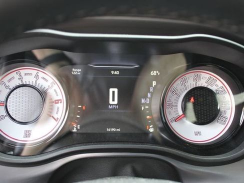 Used 2023 Dodge Challenger R/T w/ T/A Package image 8