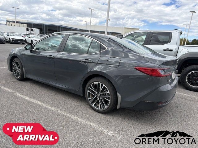 Used 2026 Toyota Camry XLE AWD/4WD image 13