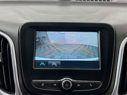 Used 2018 Chevrolet Equinox LT image 13