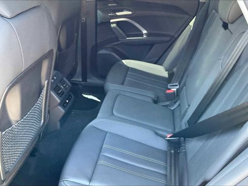 New 2025 Audi Q5 Prestige image 17