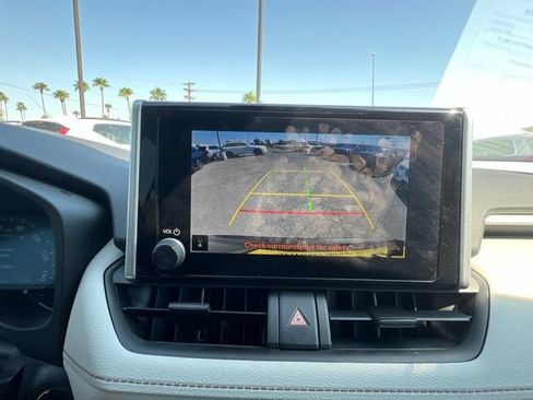 Used 2023 Toyota RAV4 XLE w/ Convenience Package FWD image 20