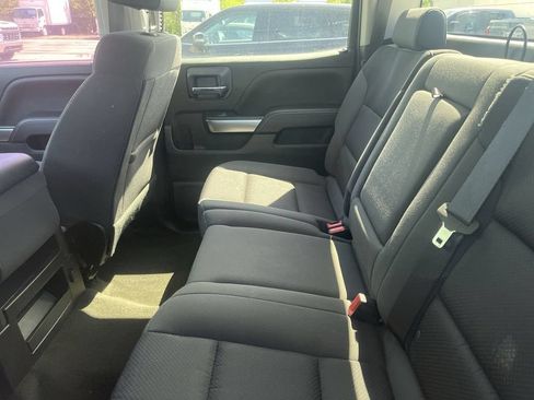 Used 2018 Chevrolet Silverado 1500 LT w/ All Star Edition RWD image 4