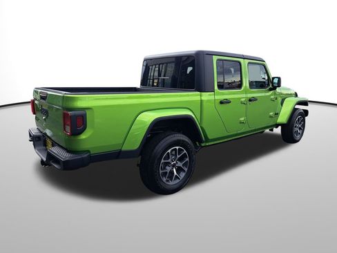 New 2025 Jeep Gladiator Sport image 6