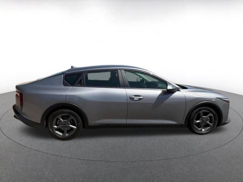 Used 2025 Kia K4 FWD image 16