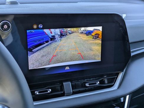 New 2026 Chevrolet Equinox LT w/ Convenience Package II image 22