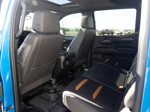 Used 2024 GMC Sierra 1500 AT4 w/ Technology Package AWD/4WD image 24