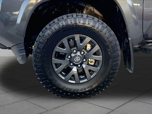 Used 2023 Toyota Tacoma SR5 RWD image 10