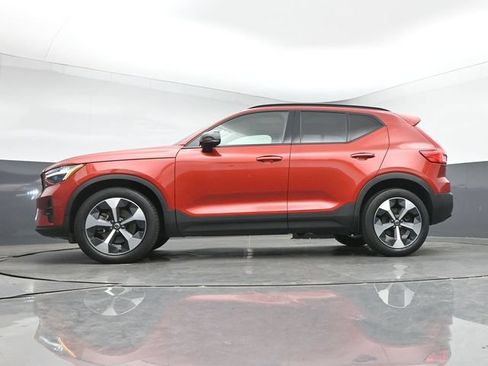 Used 2023 Volvo XC40 B5 Plus w/ Driver Assist Package AWD/4WD image 41