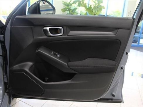 Used 2023 Honda Civic Sport image 25