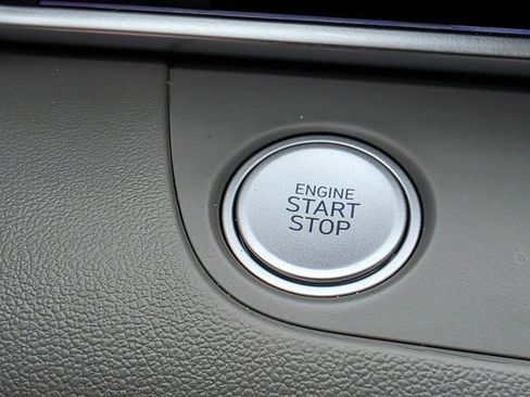 Certified 2024 Hyundai Elantra SEL image 32