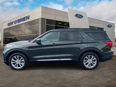 Certified 2024 Ford Explorer XLT w/ Equipment Group 202A AWD/4WD image 2