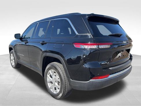 Used 2023 Jeep Grand Cherokee Limited image 5