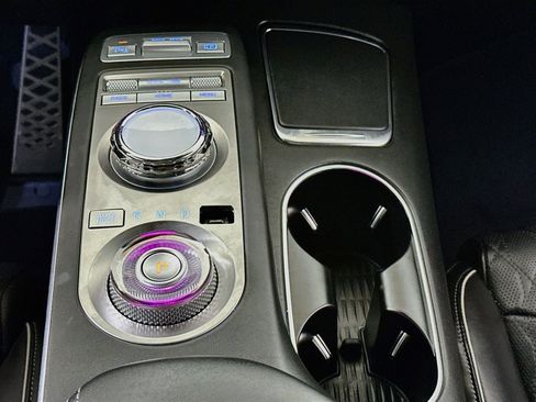Used 2025 Genesis GV70 3.5T Sport w/ Sport Advanced Package AWD/4WD image 14