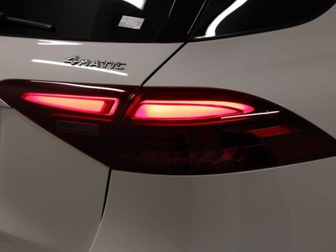 Certified 2024 Mercedes-Benz GLE 450e 4MATIC image 10