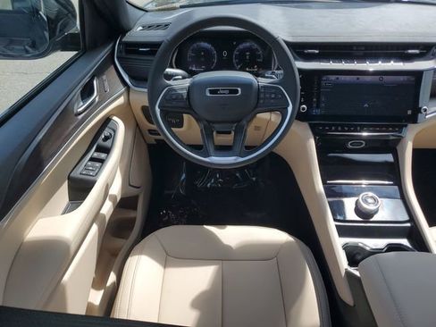 New 2026 Jeep Grand Cherokee L Limited RWD image 20