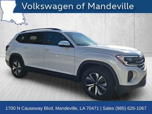 Used 2026 Volkswagen Atlas SE FWD image 3