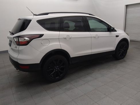 Used 2017 Ford Escape SE w/ Equipment Group 201A image 10