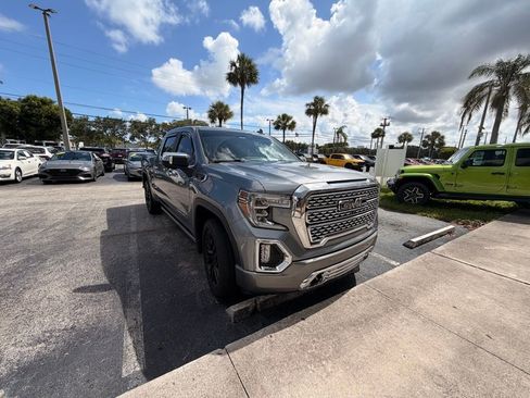 Used 2020 GMC Sierra 1500 Denali w/ Denali Ultimate Package AWD/4WD image 19