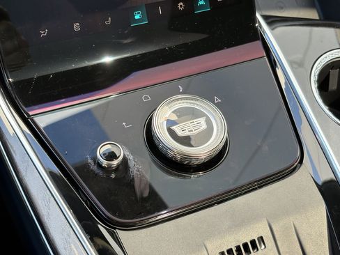 Used 2025 Cadillac Escalade IQ Sport 2 AWD/4WD image 30