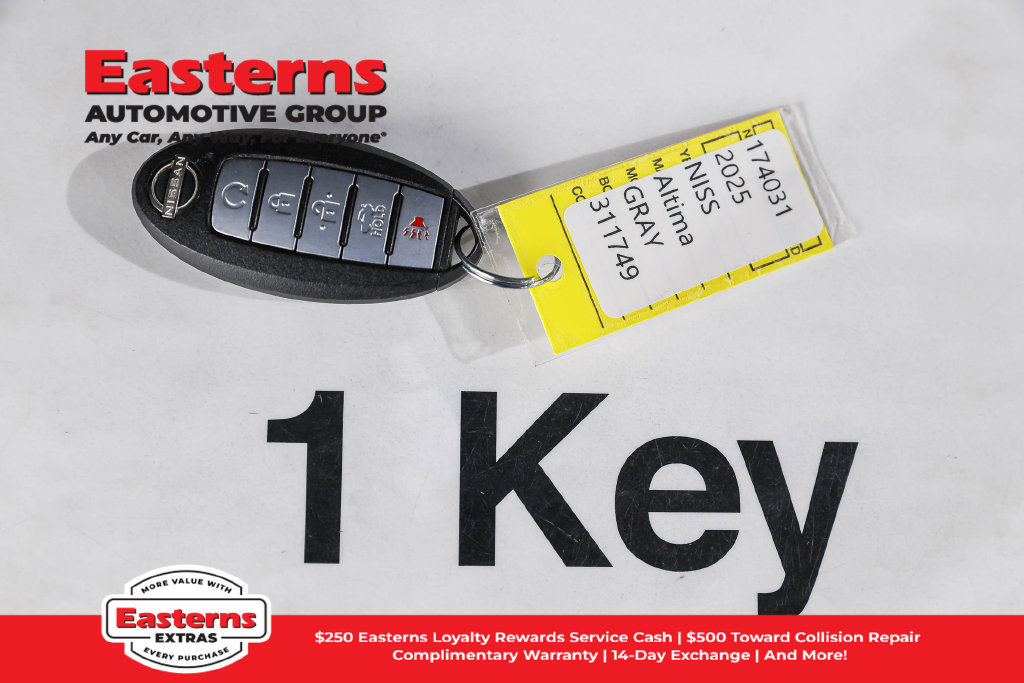 Used 2025 Nissan Altima 2.5 SV FWD image 26