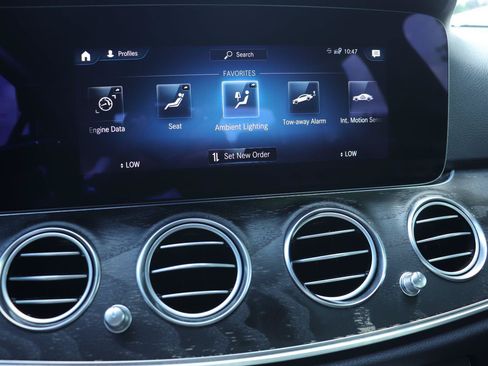 Used 2022 Mercedes-Benz E 450 4MATIC Sedan image 31