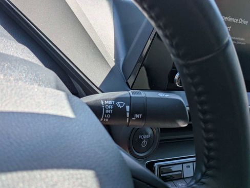 Used 2024 Toyota Prius LE FWD image 26