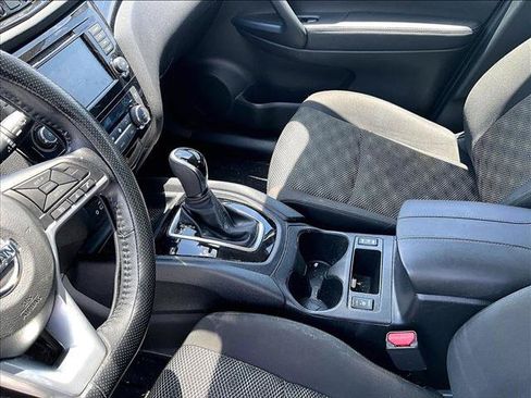 Used 2022 Nissan Rogue Sport SV FWD image 15