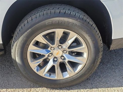 New 2026 Chevrolet Suburban Premier w/ Sun And Tow Package image 4