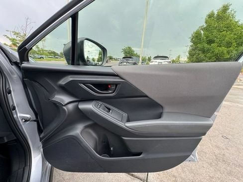 Used 2025 Subaru Crosstrek 2.5i Premium w/ Crosstrek Mirror Package AWD/4WD image 32