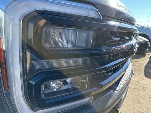 Used 2024 Ford F250 Lariat w/ Lariat Ultimate Package image 10