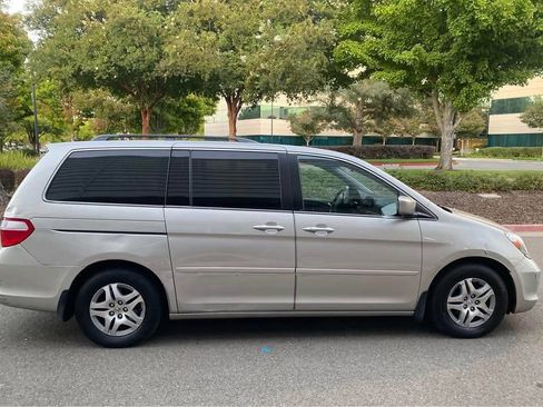 Used 2006 Honda Odyssey EX-L image 2