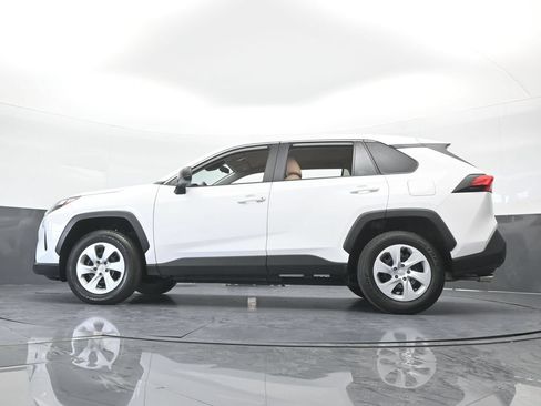 Used 2025 Toyota RAV4 LE FWD image 57