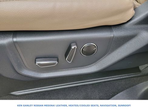 Used 2024 Ford Expedition Limited image 36