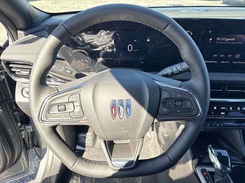 New 2026 Buick Envista Avenir image 14