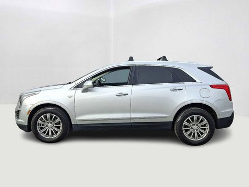 Used 2017 Cadillac XT5 Luxury w/ Driver Awareness Package image 8