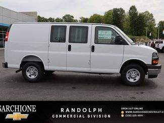New 2025 Chevrolet Express 3500 Work Van w/ Chrome Appearance Package video 1