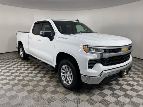 New 2025 Chevrolet Silverado 1500 LT AWD/4WD image 23