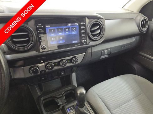 Used 2021 Toyota Tacoma SR AWD/4WD image 4