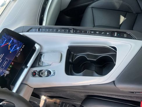 Used 2023 Chevrolet Corvette Stingray Premium Conv w/ 3LT RWD image 28