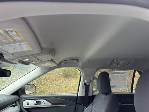 New 2026 Ford Explorer Active image 14