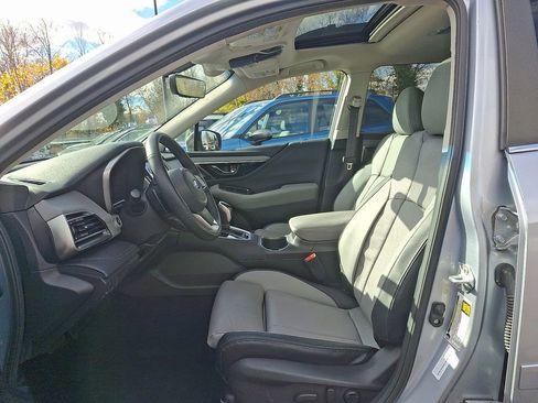 Used 2022 Subaru Outback Limited image 13